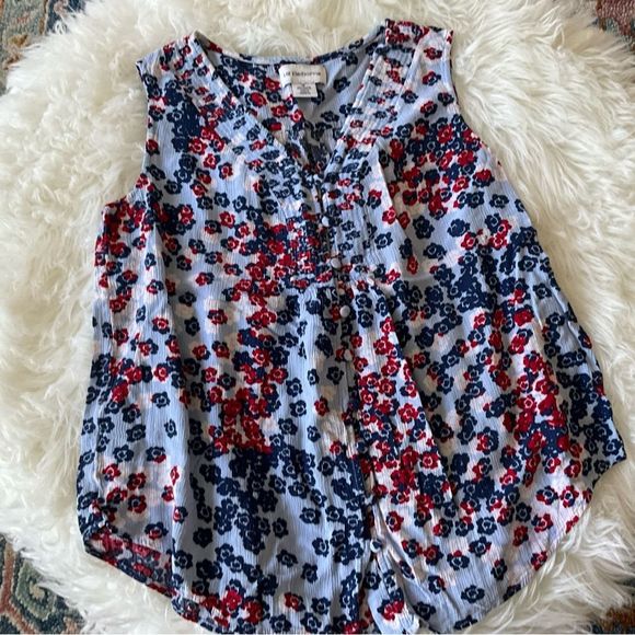 Red White and Blue tank top blouse flowy floral Liz Claiborne summer 4th - Picture 2 of 3
